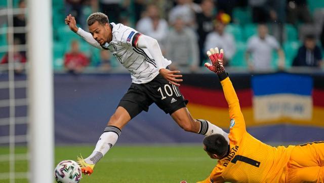 世界杯小组积分-众望所归！U21欧青金靴终获弗利克征召，狐媚仍落选